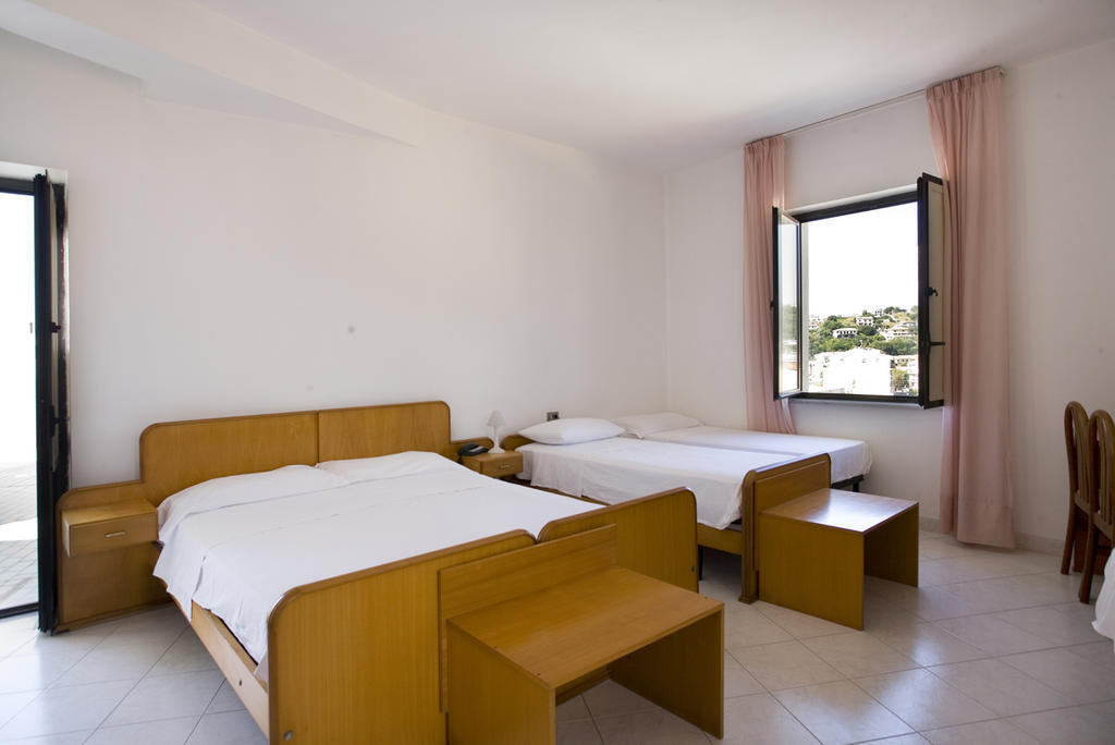 Hotel Vittoria Sapri Room photo