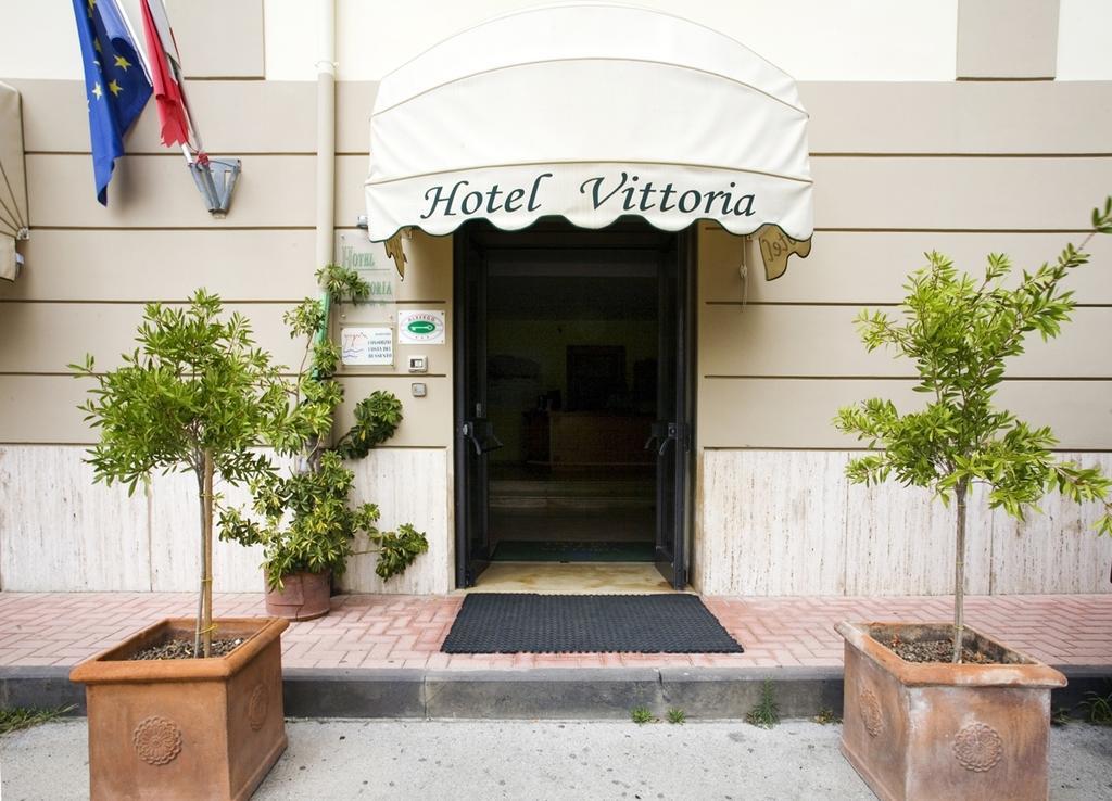 Hotel Vittoria Sapri Exterior photo